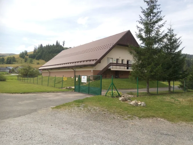 FERRMONT crane and factory